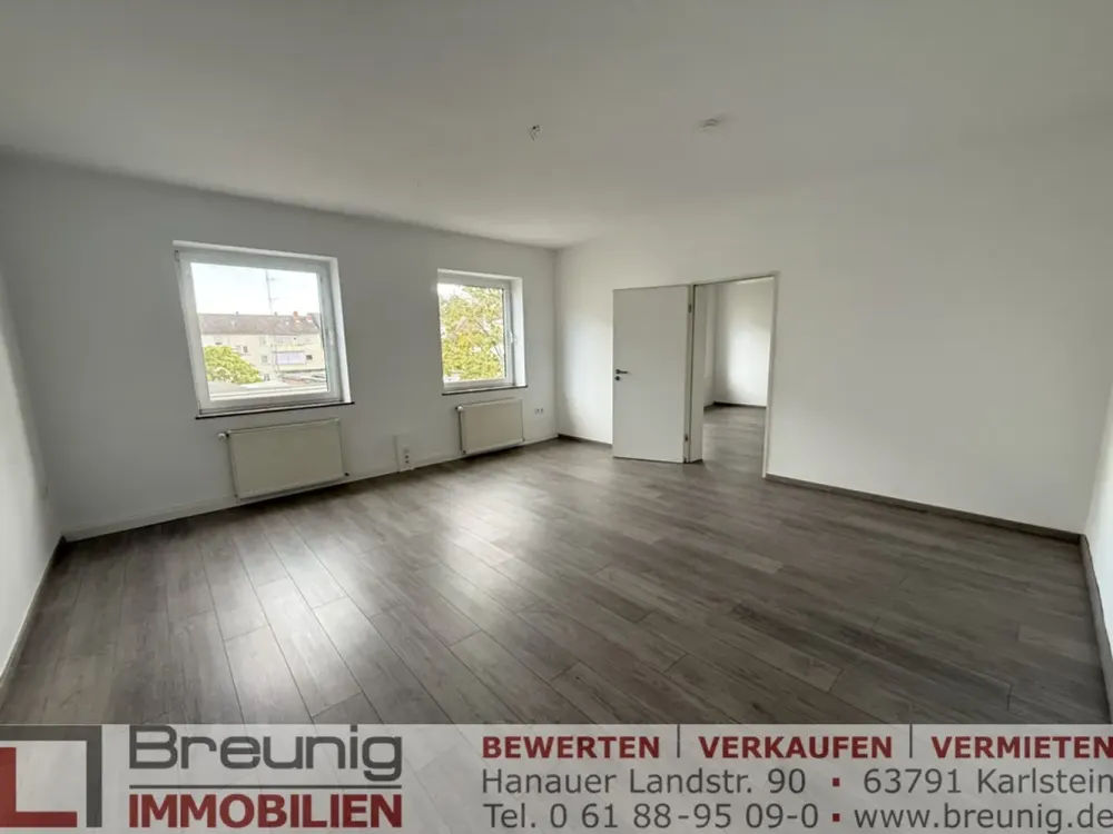 Moderne 3-Zi.-Wohnung mit Terrasse, EBK & Garage im Stadtzentrum