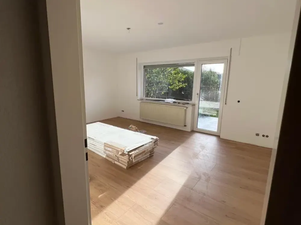 Centrally Located Ground Floor Apartment in Niederkassel-Rheidt