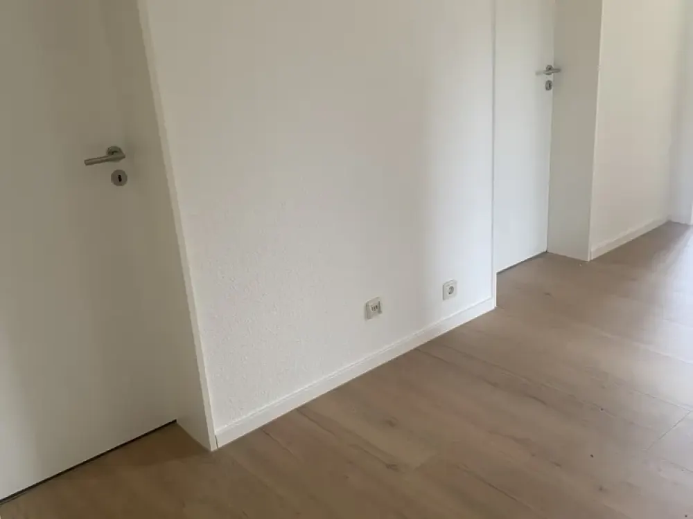 Centrally Located Ground Floor Apartment in Niederkassel-Rheidt