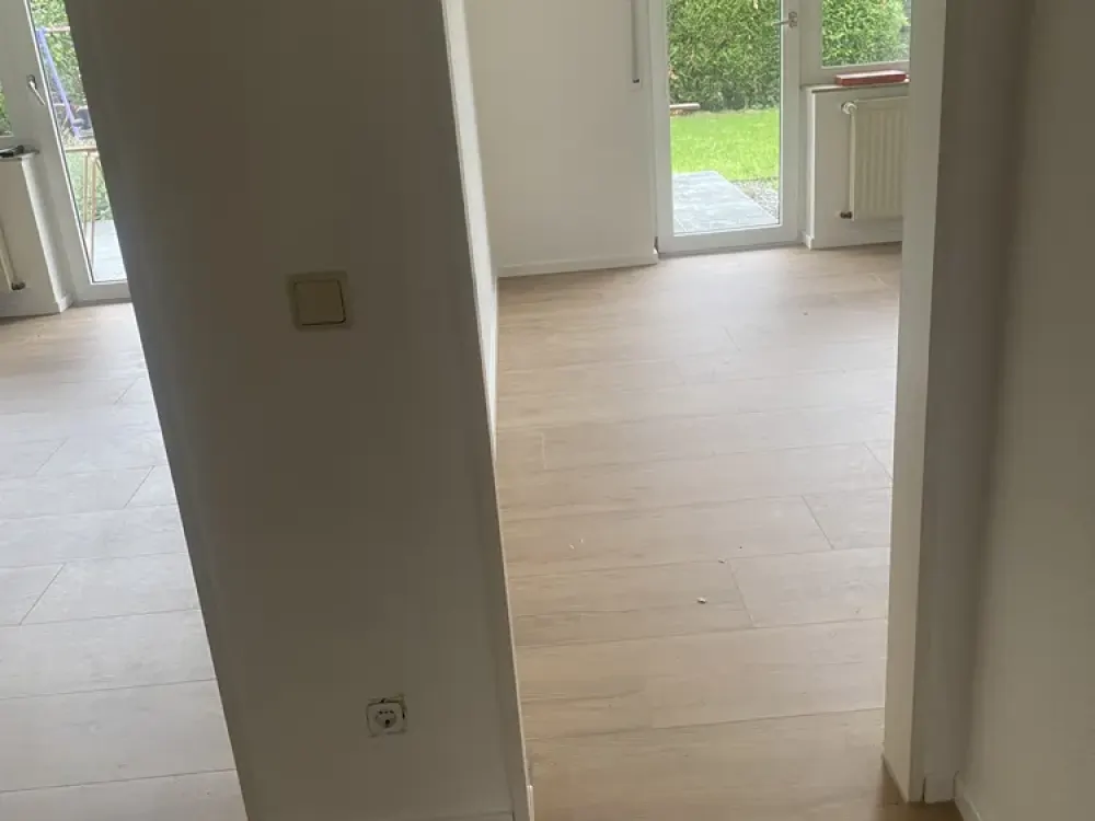 Centrally Located Ground Floor Apartment in Niederkassel-Rheidt