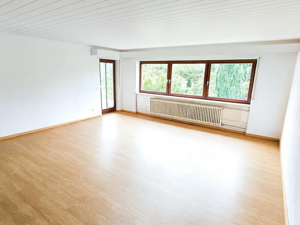 5-Room Apartment in Malsch (Ground Floor) with Garden Use