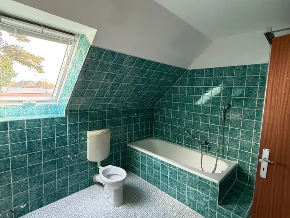 Großzügige 4 Zimmer Wohnung in einem alten Bauernhaus