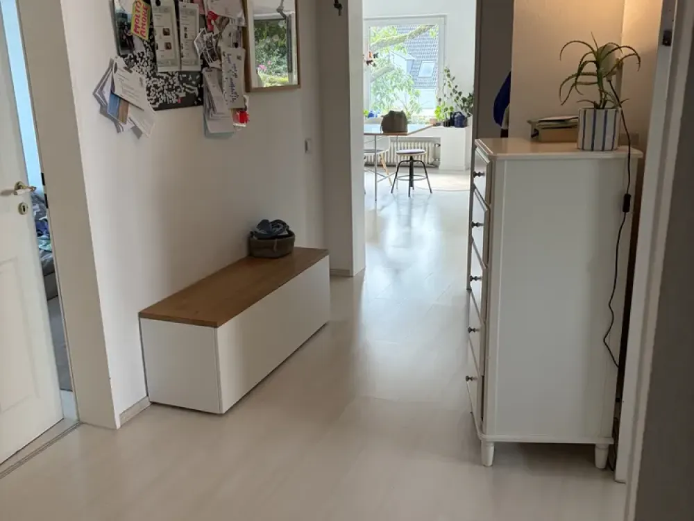 Großzügige 2 Zimmer Wohnung in ruhiger, grüner Lage