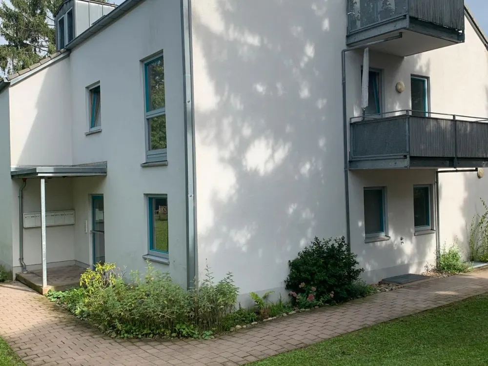Helle und freundliche 2-Zimmer-Wohnung zwischen Luisenpark & Ega