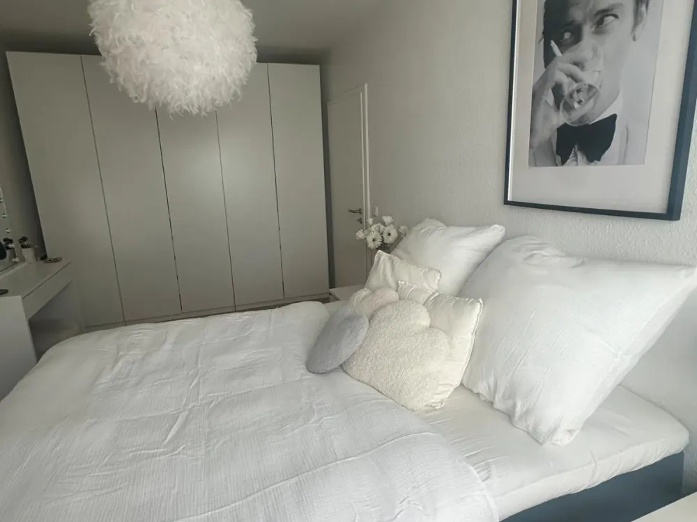Helle 2-Zimmerwohnung mit Balkon & Einbauküche