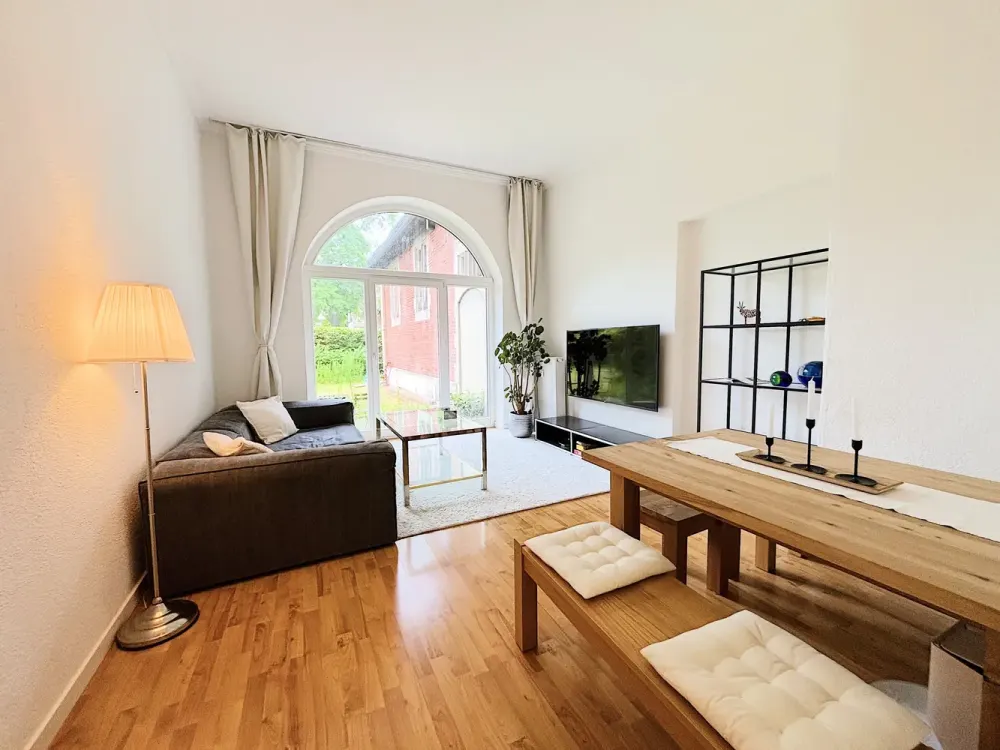 Befristet: Vollmöbliert & designstark: 3-Zimmer mit Terrasse und Gartenzugang in Berlin-Grunewald