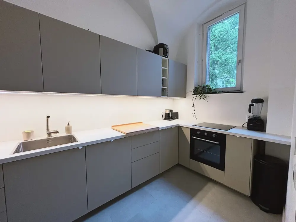 Befristet: Vollmöbliert & designstark: 3-Zimmer mit Terrasse und Gartenzugang in Berlin-Grunewald