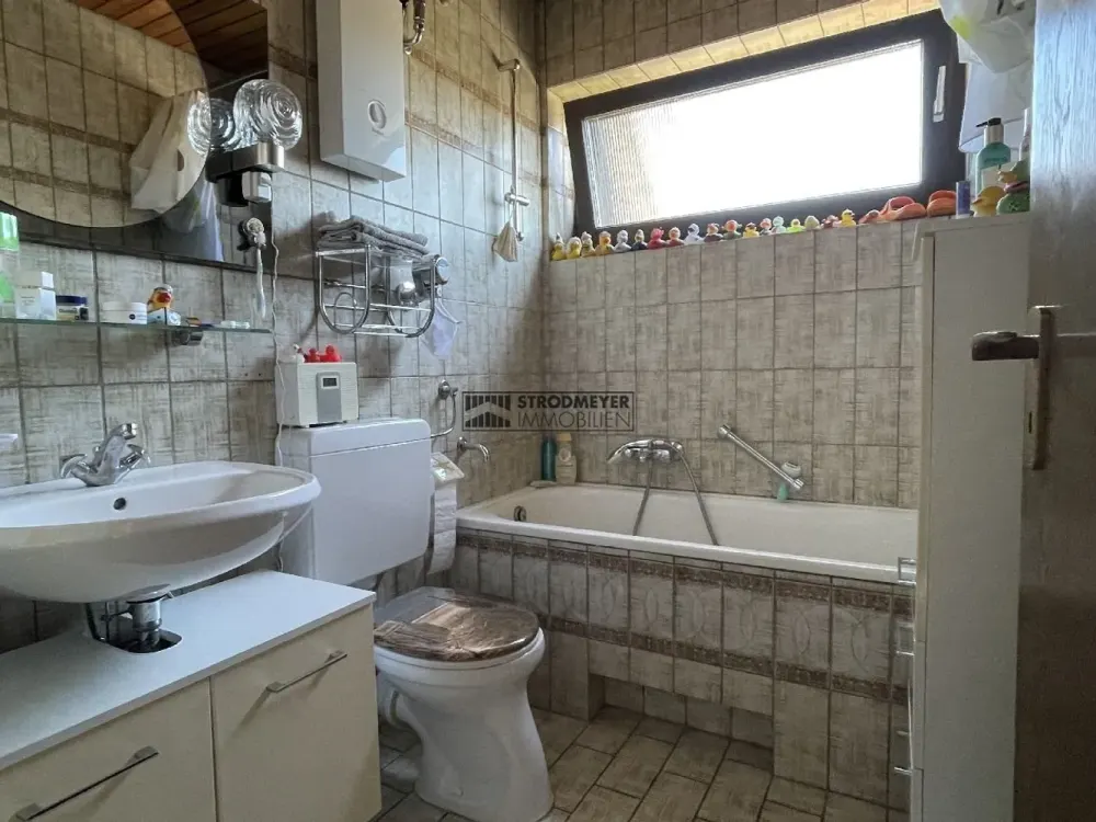 Sonnige Dachgeschosswohnung im unteren Fleyerviertel!