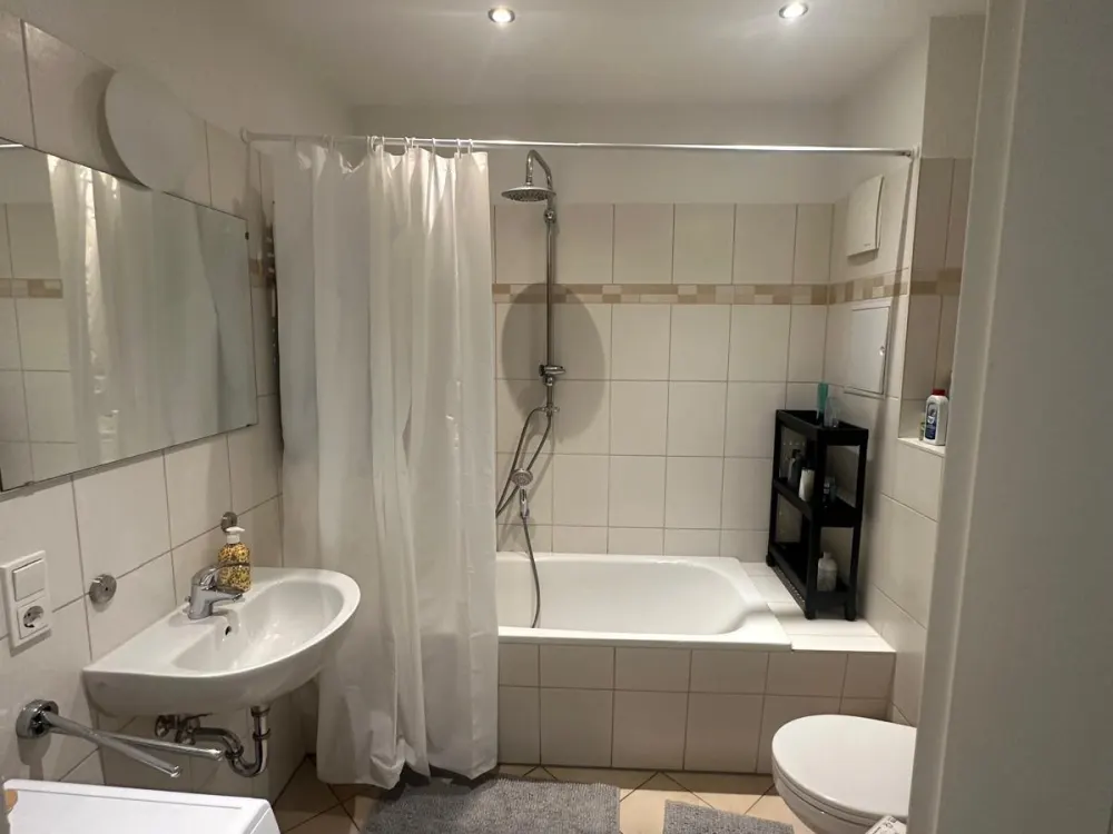2,5 Zimmer Wohnung mit Balkon und Sicht aufs VÖLKI