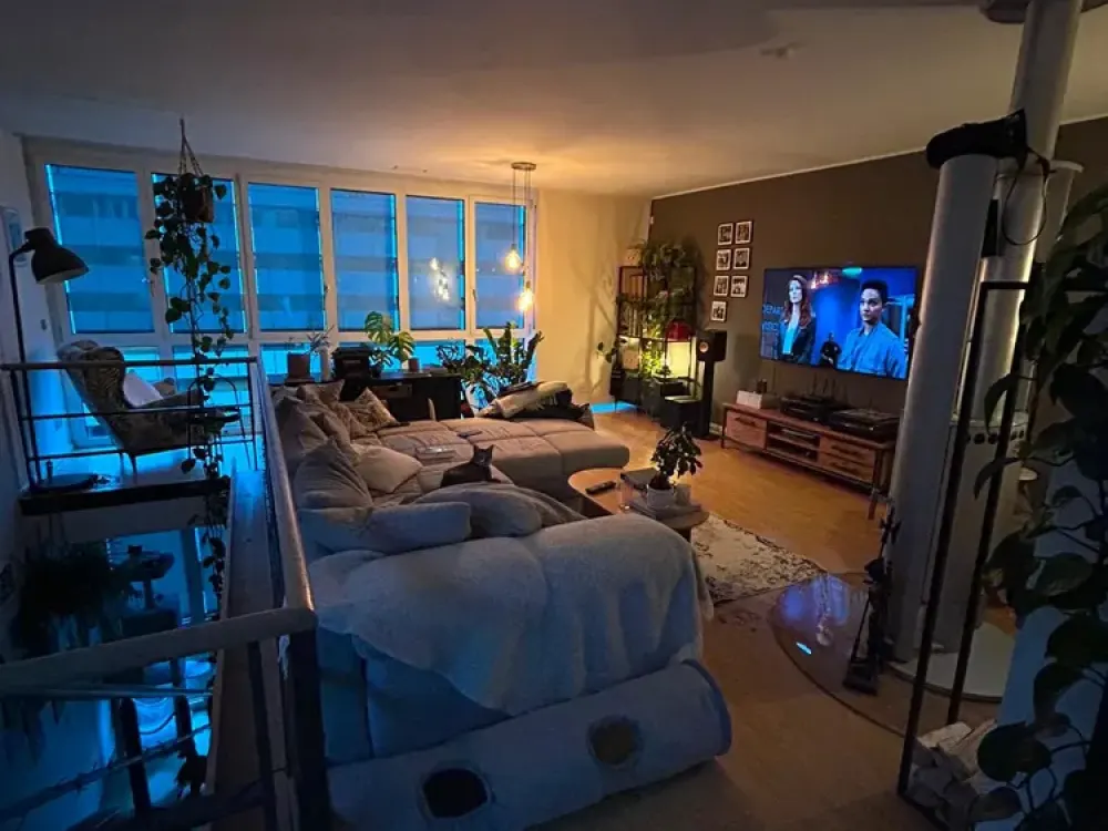 Großartige, moderne Maisonette-Wohnung mit Blick aufs Wasser, die Elphi und den Michel