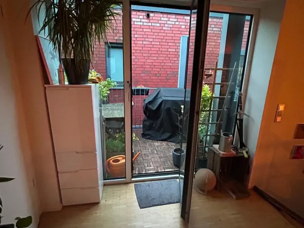 Großartige, moderne Maisonette-Wohnung mit Blick aufs Wasser, die Elphi und den Michel