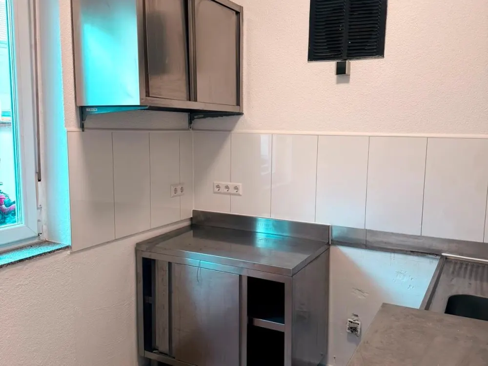 1 Zimmer Apartment mit eigenem Bad und Gemeinschaftsküche