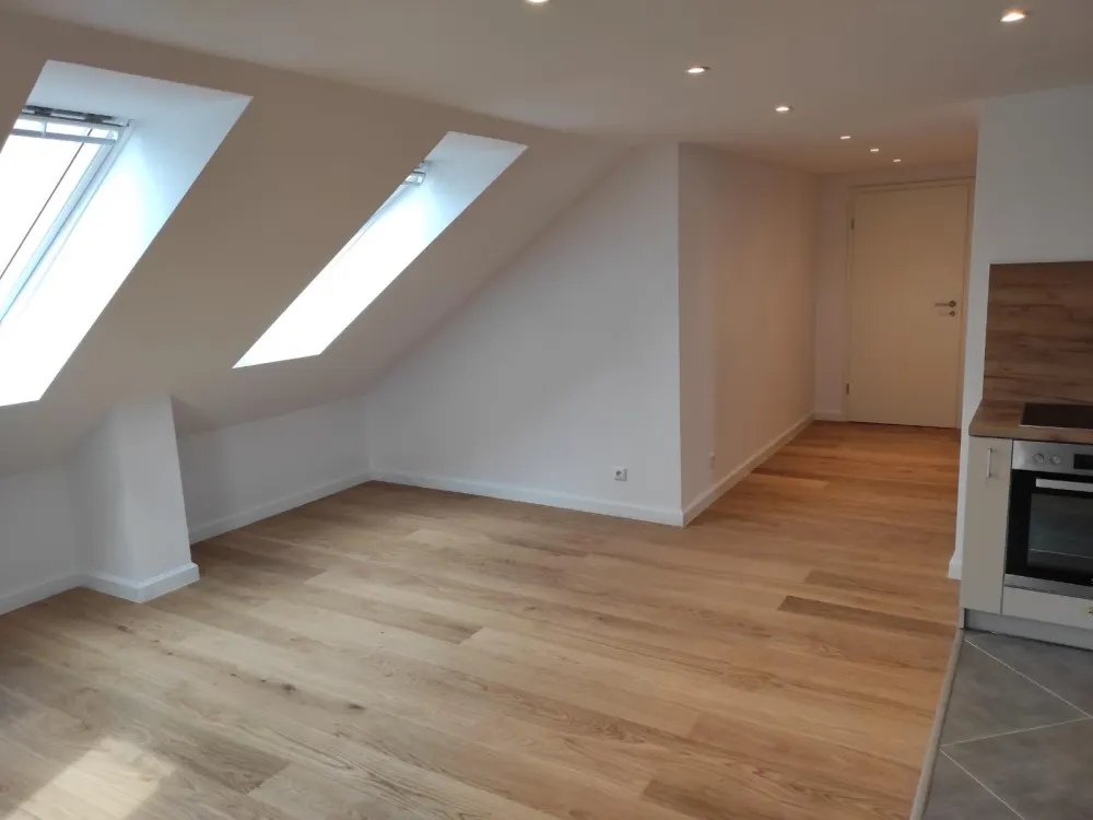 Schöne Dachgeschosswohnung in der Nähe Rewe Ritterhuderstrasse fr