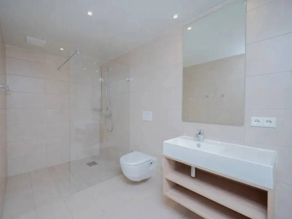 Modern & großzügig: 4 Zimmer mit zwei Balkonen in urbaner Lage