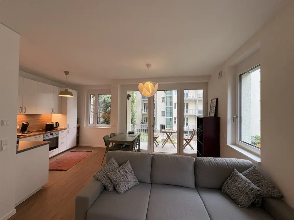 First Occupancy 2026: Stylish, Fully Furnished 2-Room Apartment with Balcony in Berlin (10245)