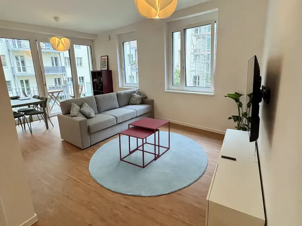 First Occupancy 2026: Stylish, Fully Furnished 2-Room Apartment with Balcony in Berlin (10245)