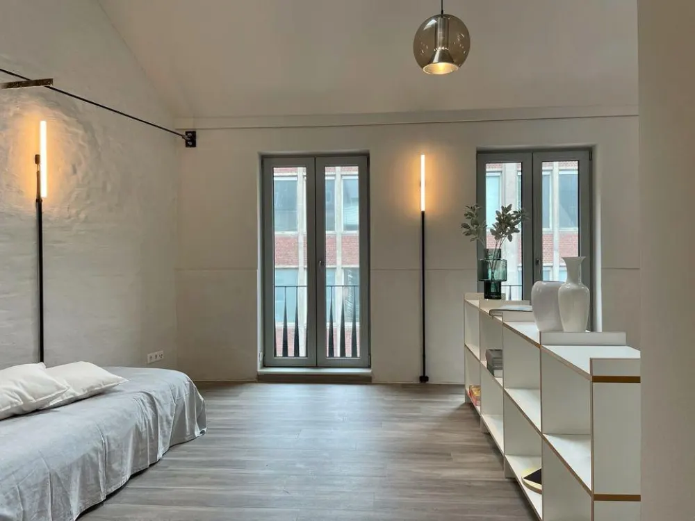 ☀️ Pretty Attic Maisonette Apartment in Historic Building from the Founding Era