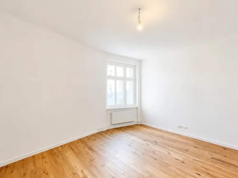 +++Frisch sanierte 2 Zimmerwohnung mit Einbauküche