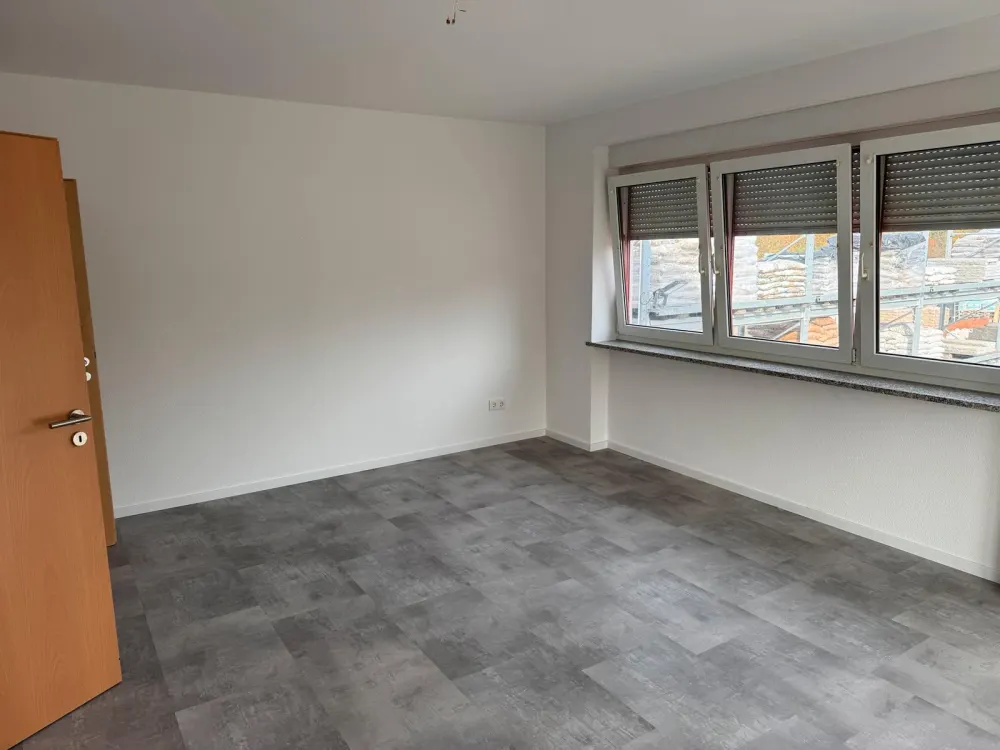Helle renovierte 3-Zimmer-Wohnung in Gersheim| 72 m²| ab Oktober