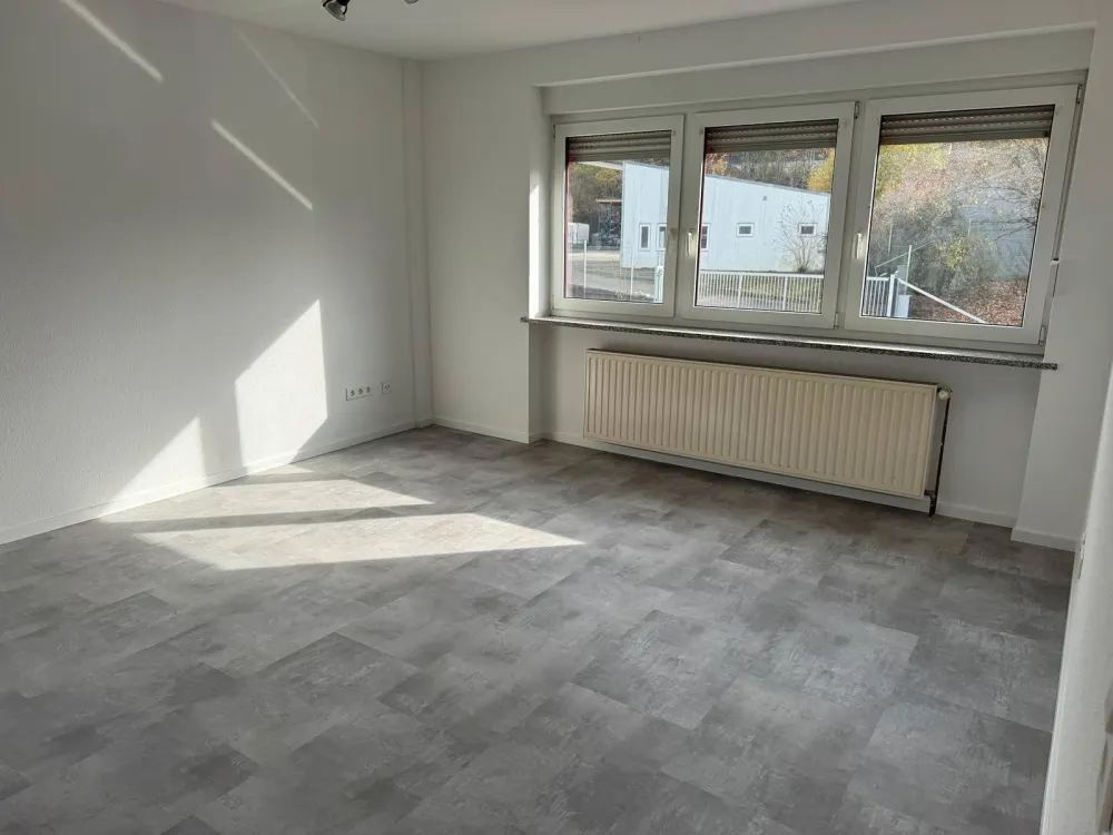 Helle renovierte 3-Zimmer-Wohnung in Gersheim| 72 m²| ab Oktober
