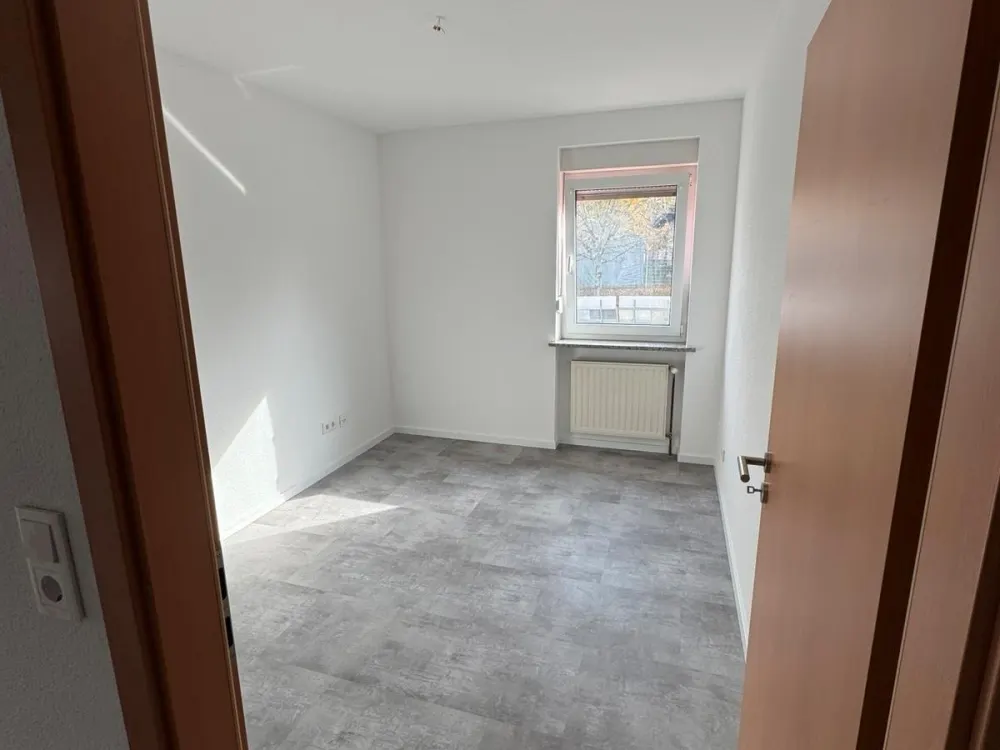 Helle renovierte 3-Zimmer-Wohnung in Gersheim| 72 m²| ab Oktober