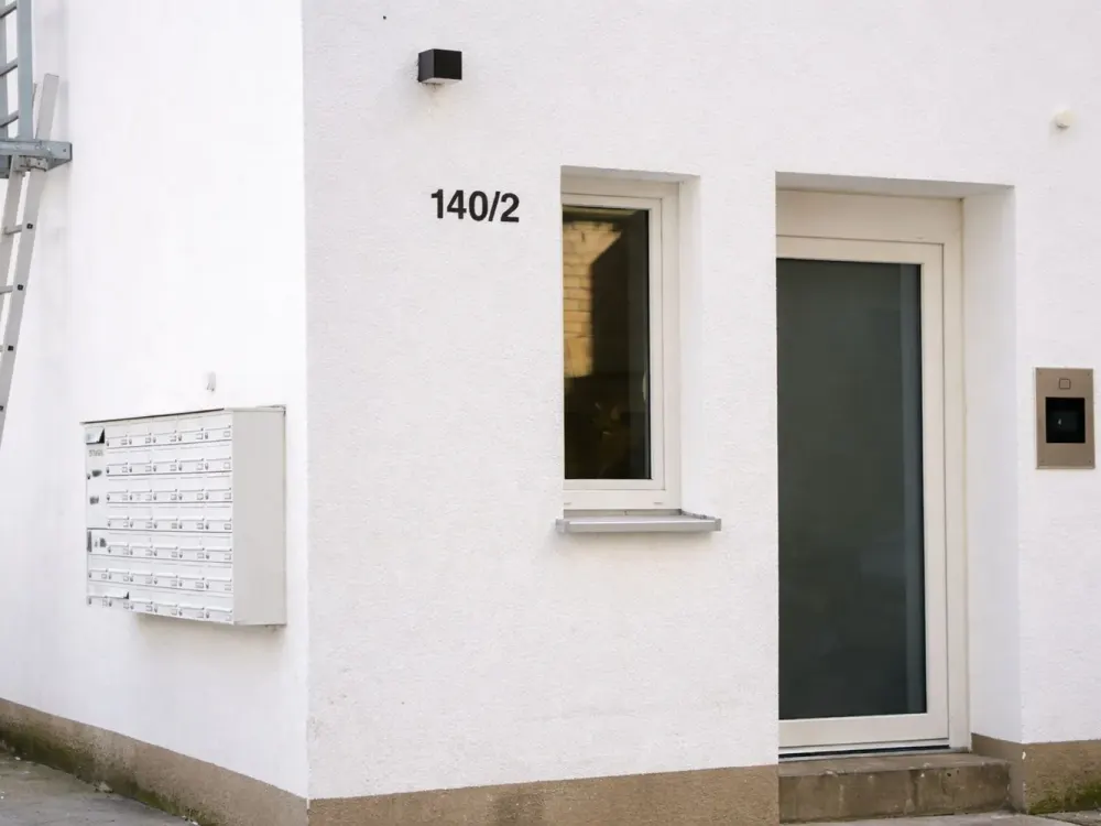 Stuttgart-Stöckach: Vollmöbliertes Studio in kulturell lebendiger Lage