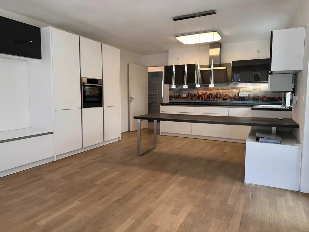 Gehobene 2-Zimmer-Gartenwohnung in zentraler Lage