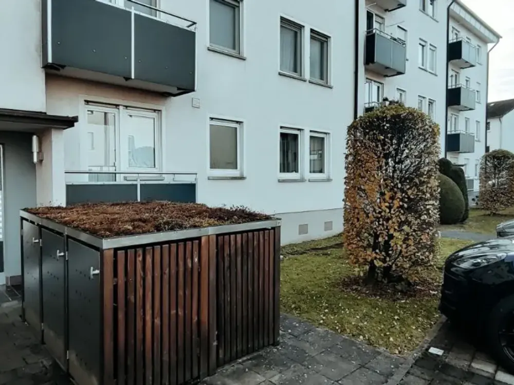 Helle und gepflegte 4-Zimmerwohnung mit Garten in Fellbach - Auf 4 Jahre befristet !