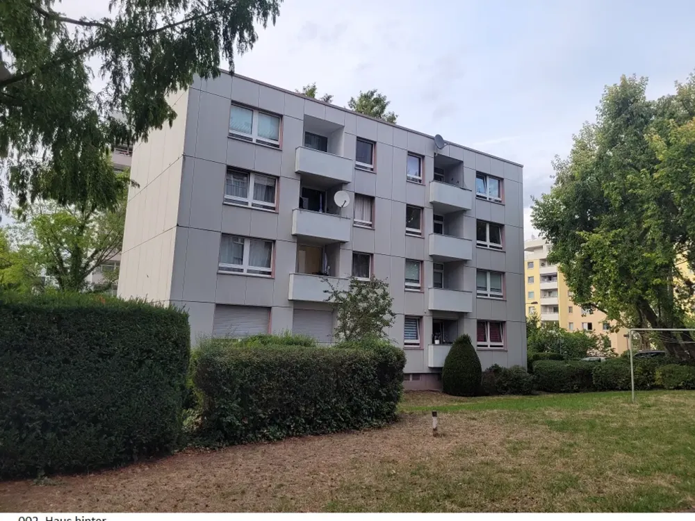 Viel Platz in Oberrad: 4,5-Zimmer-Wohnung mit Balkon