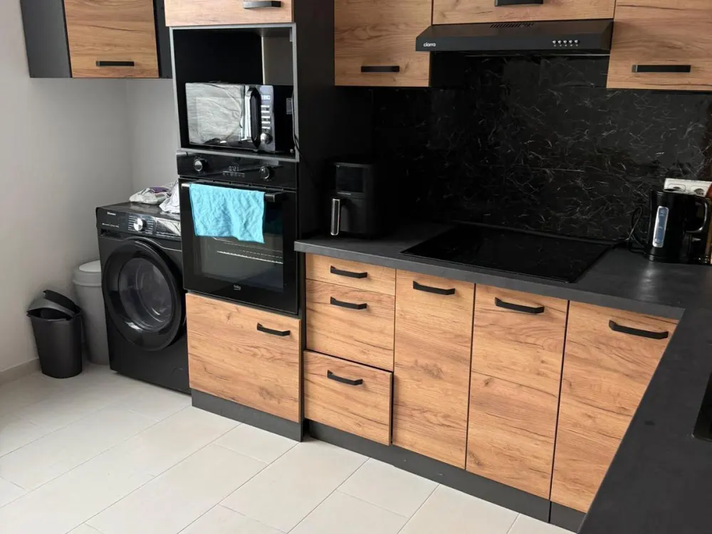 Möblierte 3-Zimmer-Wohnung zu vermieten. Nachmieter gesucht.