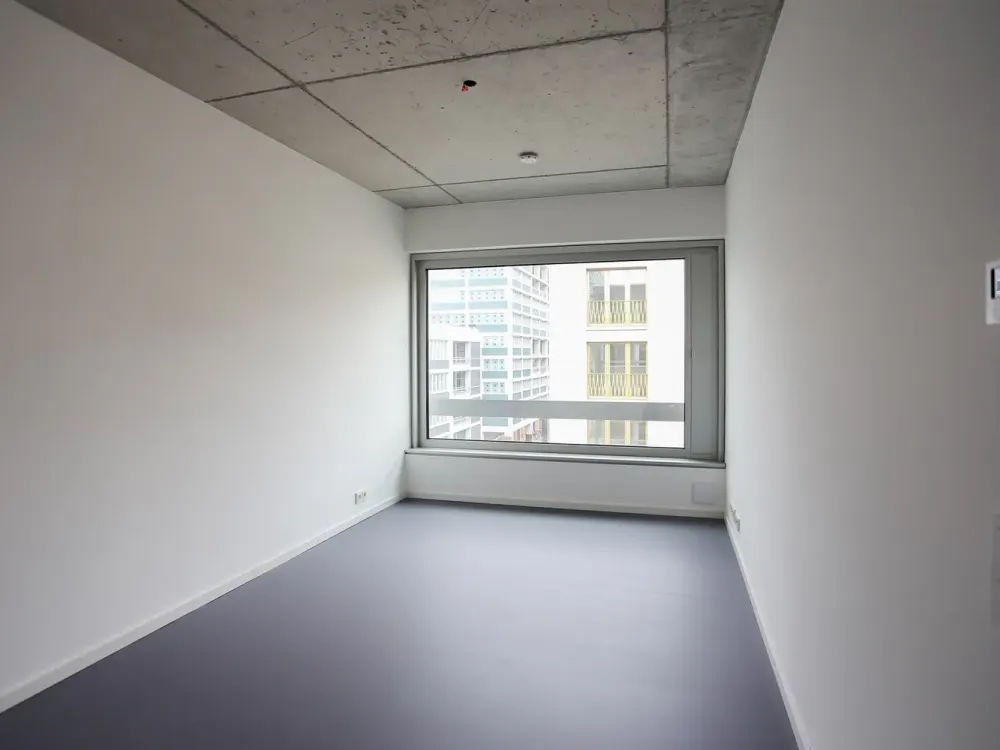 WG-geeignet! 4-Zi.-Wohnung - zentral gelegen, hell und ideal ausgestattet