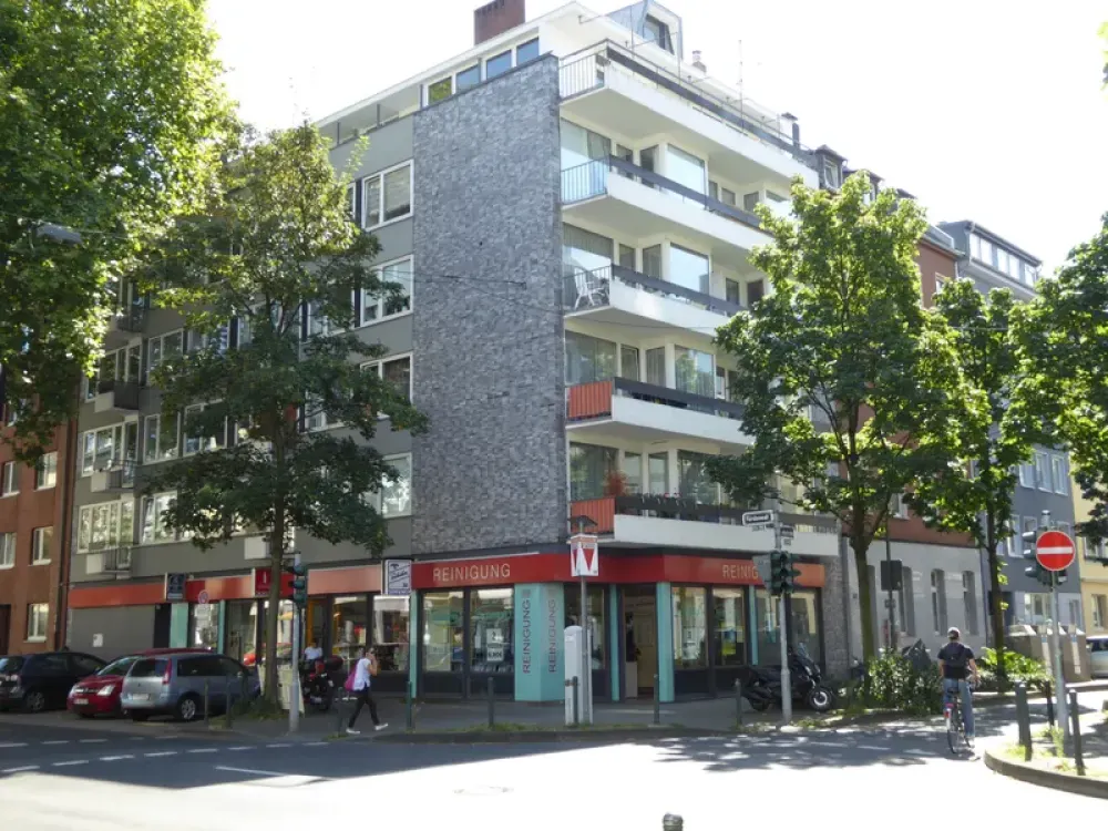 Stadtwohnung mit viel Platz: Großzügiges 4-Zimmer-Domizil in Düsseldorf