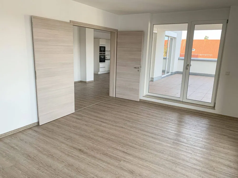 Large 4-Room Apartment for Families in Johannesvorstadt