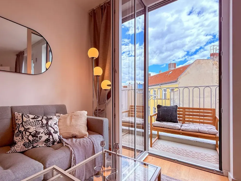 Moderne Wohnung zum ruhigen Innenhof - gut erreichbar und schnell zum KuDamm