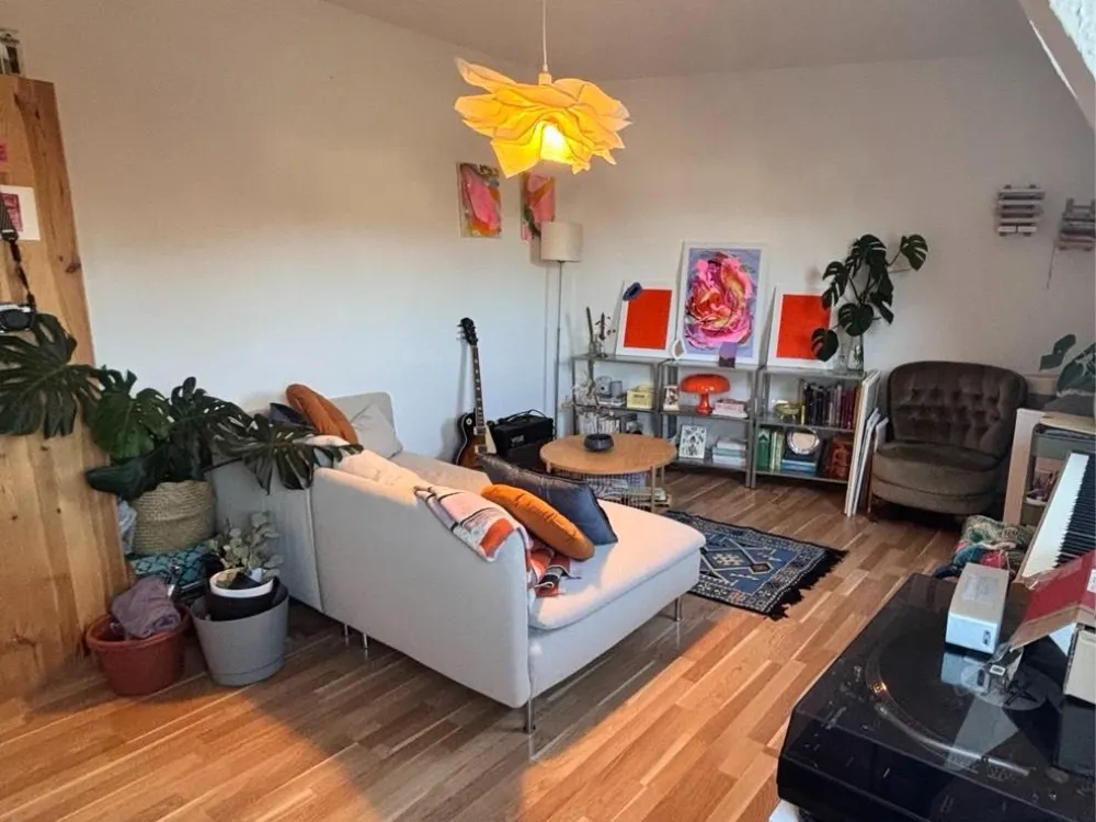 Helle 2 Zimmer Dachgeschosswohnung in Oberbilk