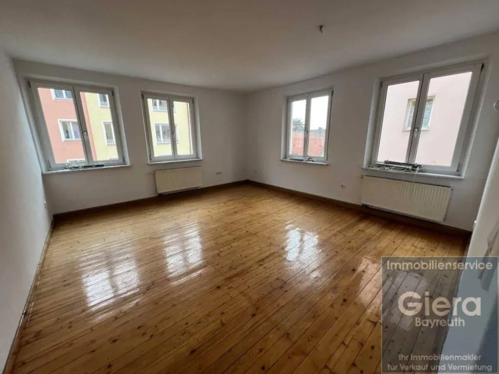 2-Zi.-Wohnung unterhalb der Nürnberger Burg - 2.OG