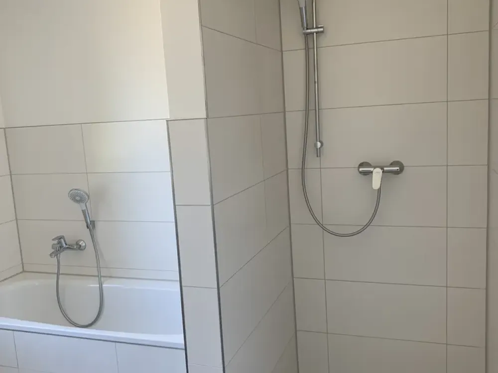 Schöne 4,5 Zimmer Wohnung mit Balkon und EBK in Seevetal