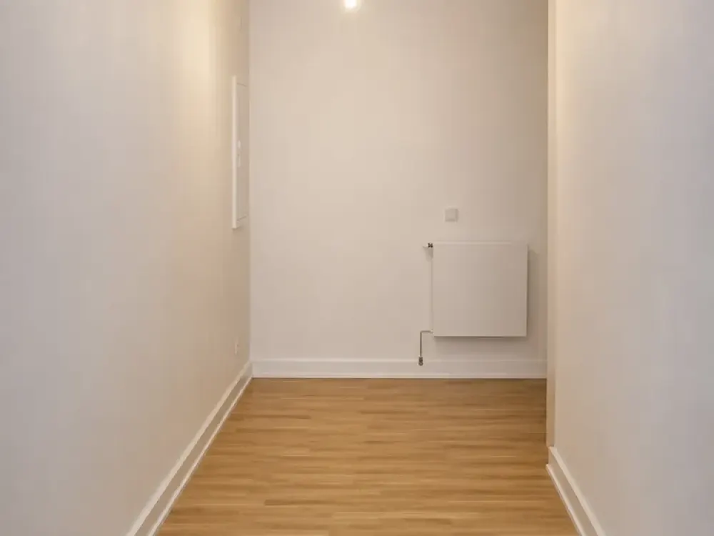 ULI VOGELER GmbH - STADT. STIL. ROTHERBAUM. 3-Zimmer-Wohnung im Hochparterre mit zwei Südbalkonen