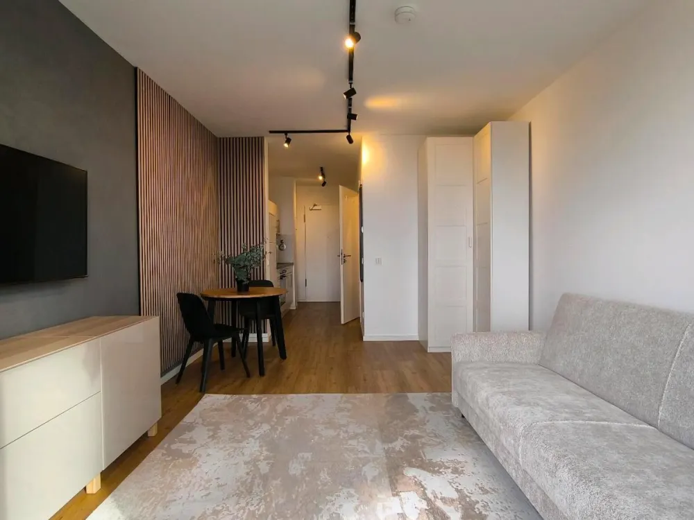 1-Zimmer Wohnung voll möbliert mit Einbauküche