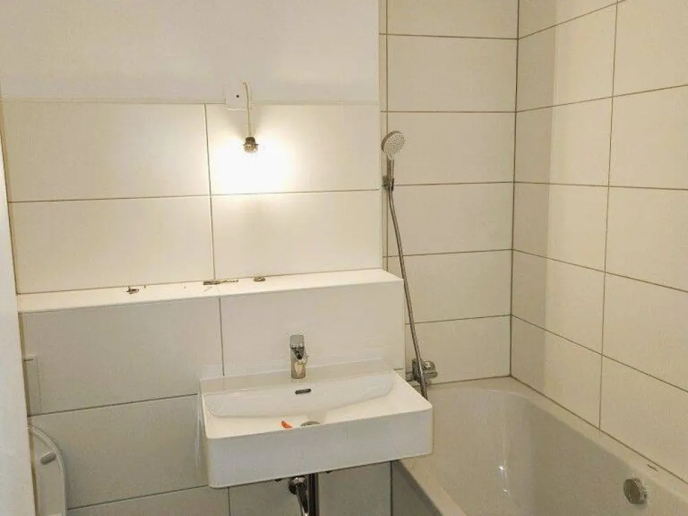 Neu sanierte 3 Zi.-ETW mit Balkon und Weitblick - Nähe Messe / Wohnung mieten