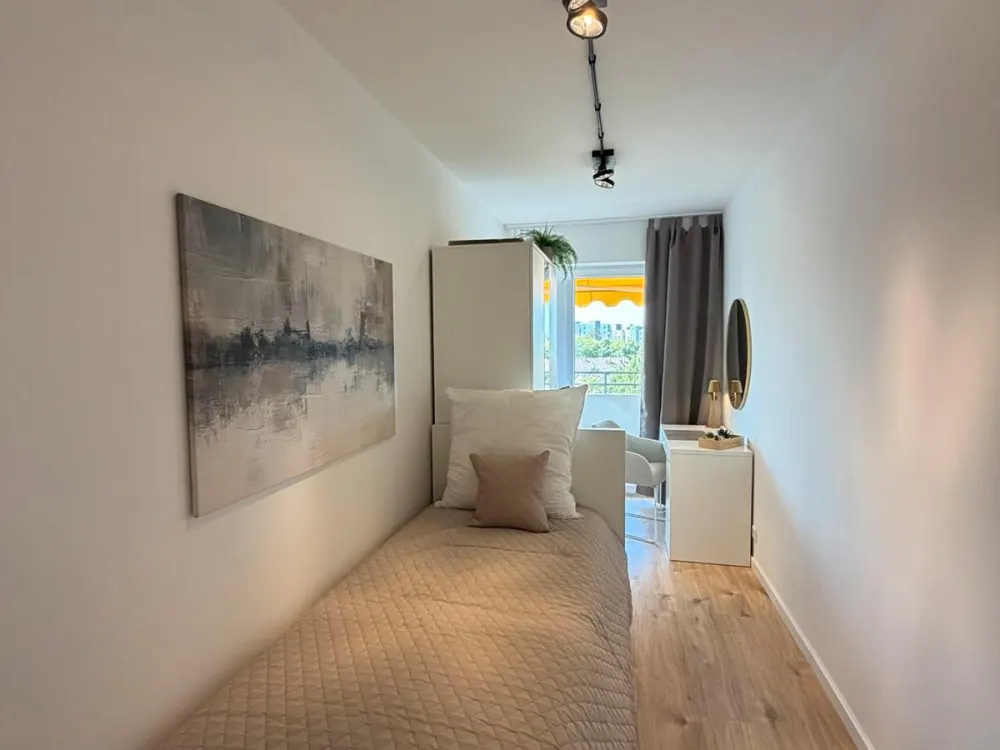 WG-Zimmer in Erlangen | Vollmöbliert + Küche | 2er WG