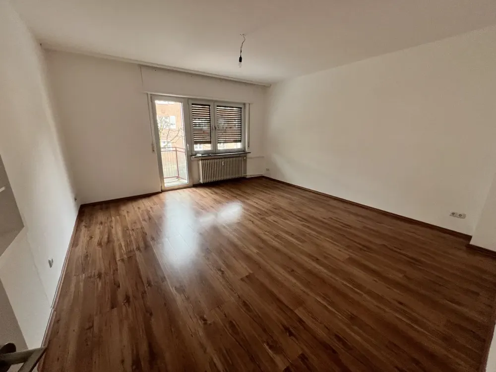 Nordend 3-Zimmer-Wohnung mit Balkon
