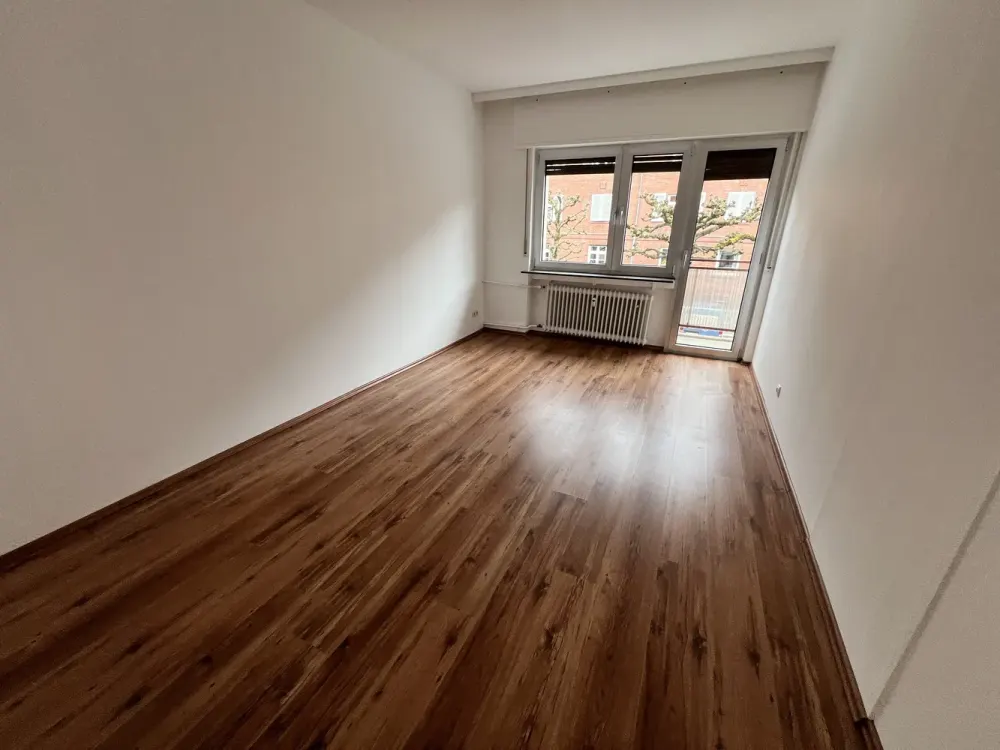 Nordend 3-Zimmer-Wohnung mit Balkon