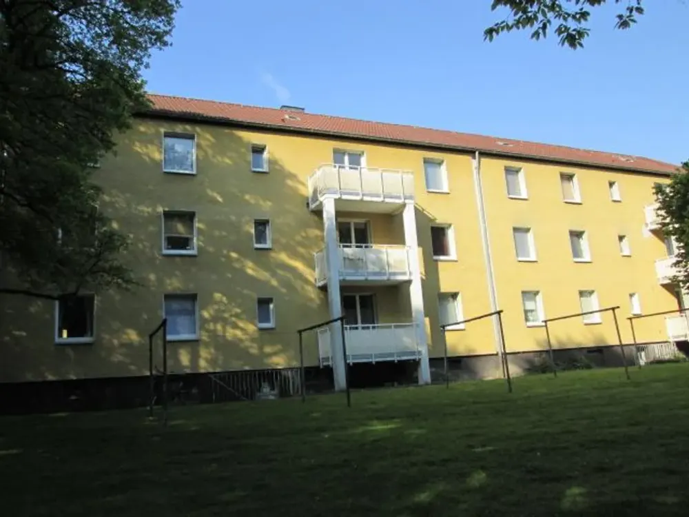 2 Zimmer Wohnung mit etwas Farbe leicht einzugsbereit!