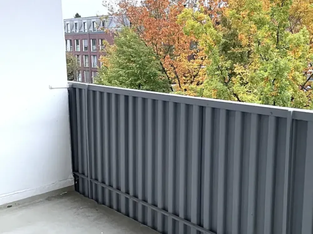 GROß-BUCHHOLZ, 1-Room Apartment with Large South-Facing Balcony