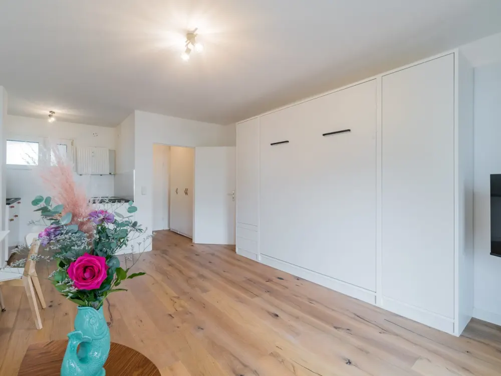Cute apartment with balcony in Charlottenburg
