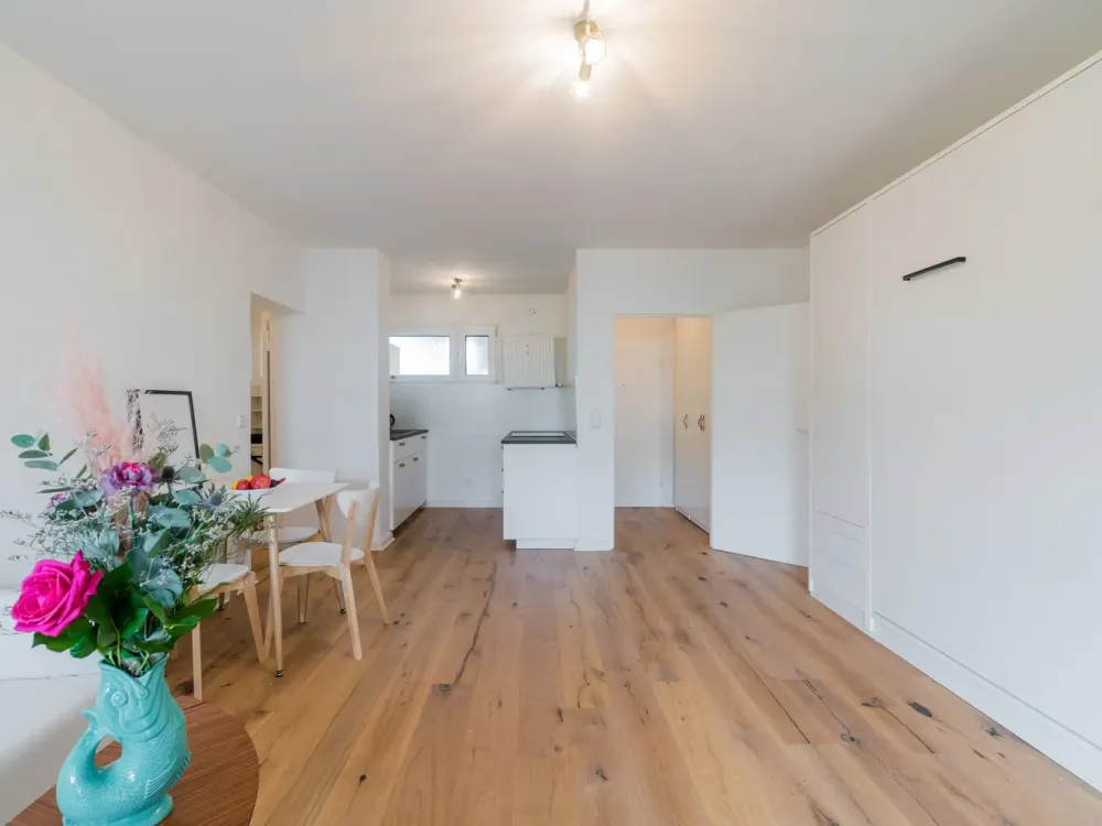 Cute apartment with balcony in Charlottenburg