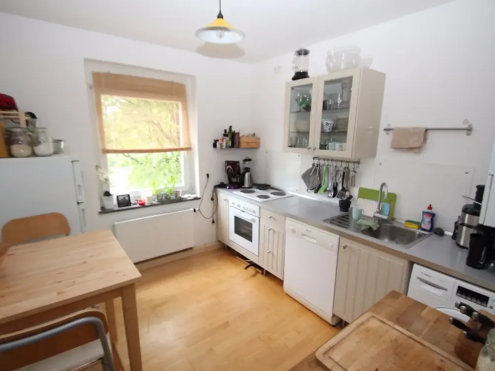 Hübsche 2-Zimmer-Wohnung mit Balkon in der Ebenauer Straße 1.08.2026