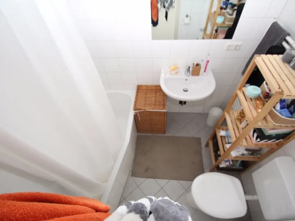 Hübsche 2-Zimmer-Wohnung mit Balkon in der Ebenauer Straße 1.08.2026