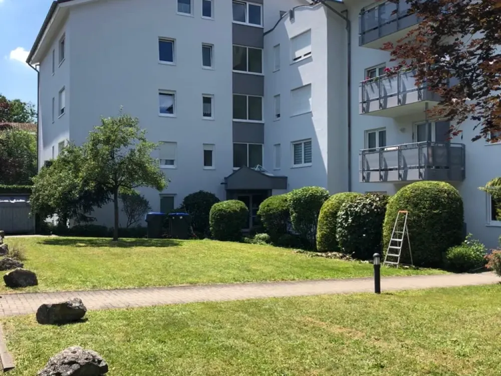 Großzügige 4-Zimmer-Wohnung mit Balkon in Saarbrücken/ Rotenbühl
